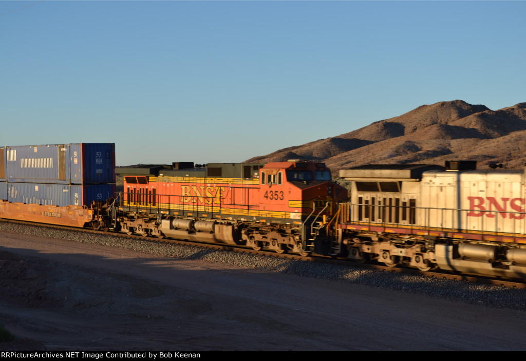 BNSF 4353